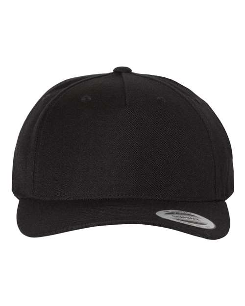 YP Classics Casquette Premium à cinq panneaux et visière courbée